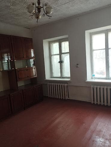 rent flats: 4 комнаты, 80 м², Старый ремонт — 3