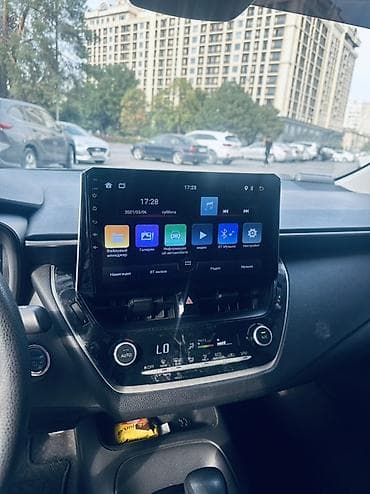 тайта карола: Toyota Corolla: 2021 г., 1.8 л, Гибрид, Седан — 5