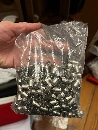 Оверлочные машинки: Отдам даром Набор для шитья и рукоделия Для штор Пуговицы Для брюк — 5