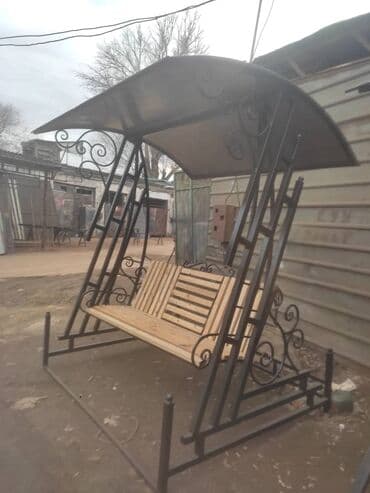 скамейка фото: Садовые качели Металл, Со спинкой, С крышей — 19