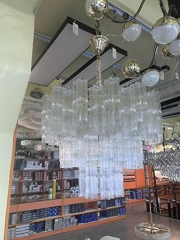 люстри: Подвесная люстра с каскадом стеклянных подвесок - Эффектный — 1