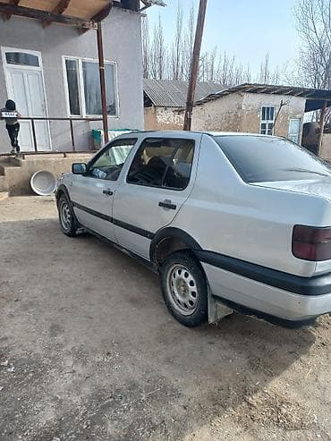 голф 3 седан: Volkswagen Vento: 1993 г., 1.8 л, Механика, Бензин, Седан — 1