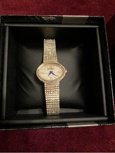 бриллиантовые комплекты фото и цены: CV0251. Женские часы с овальным корпусом CHRISTIAN VAN SANT. Часы — 9