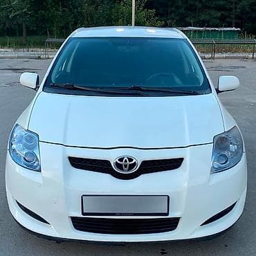 Унаа: Toyota Auris: 2008 г., 1.4 л, Кол менен иштөөчү, Бензин, Хетчбек — 5