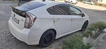 e2 byd: Toyota Prius: 2012 г., 1.8 л, Автомат, Гибрид, Хэтчбэк — 1