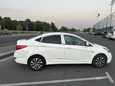 wuling mini ev: Hyundai Solaris: 2012 г., 1.6 л, Автомат, Бензин, Седан — 5