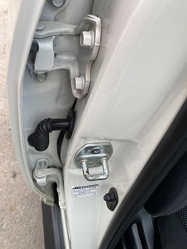 газ евро 4: Toyota Ist: 2004 г., 2 л, Автомат, Бензин, Седан — 5
