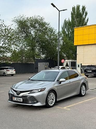 тайота каролла 2019: Toyota Camry: 2019 г., 2.5 л, Автомат, Гибрид, Седан — 2