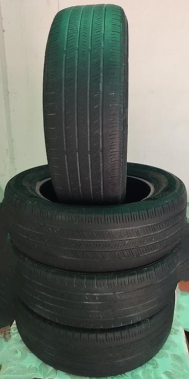 Комплект из 4 летних шин для легкового автомобиля, 205/65R16