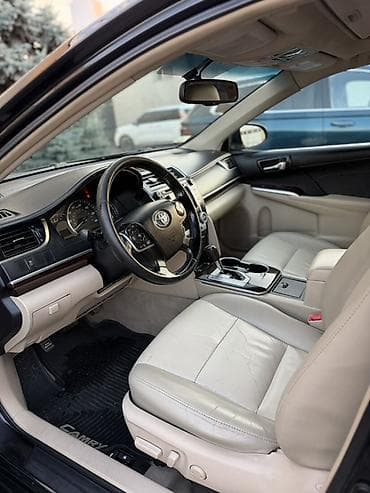 prius plus: Toyota Camry: 2014 г., 2.5 л, Автомат, Бензин, Седан — 5