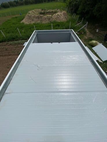 container house дома из контейнеров бишкек, контейнеры в бишкеке фото: Модульный контейнер серого цвета с дверью и окном Подходит для — 8