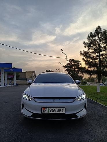 BYD: BYD Qin: 2021 г., 3.5 л, Автомат, Электромобиль, Седан — 3