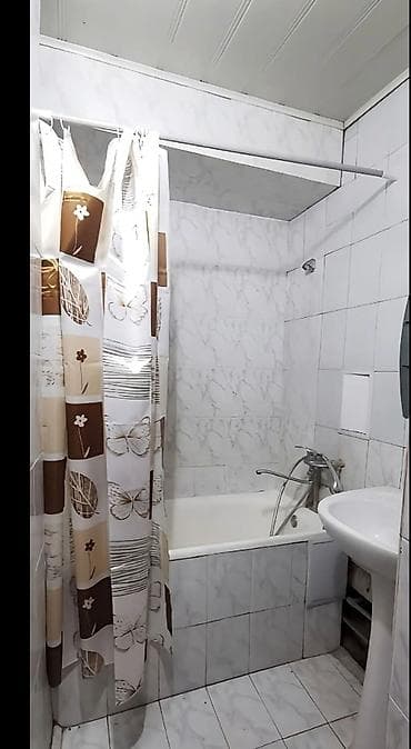 продам дешево: Сдается 2‑комнатная квартира посуточно/помесячно. день 1300с ночь — 4