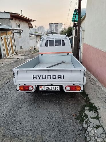 100 с4: Легкий грузовик, Hyundai, Стандарт, До 1 т, Б/у — 4