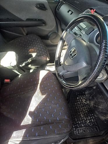 подсветка в салон авто: Honda Fit: 2003 г., 1.3 л, Автомат, Бензин, Хэтчбэк — 9