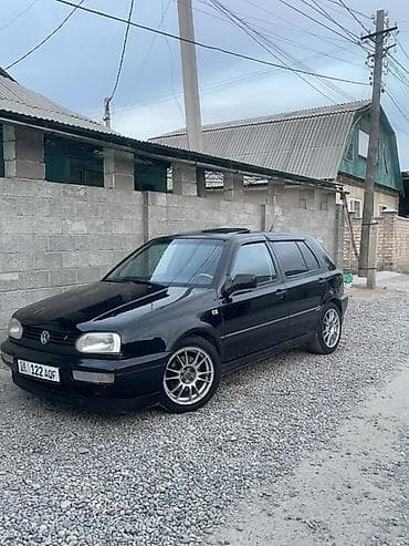 Volkswagen Golf: 1993 г., 2.8 л, Механика, Бензин, Хэтчбэк