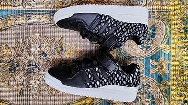 Атайын кийим: Кроссовкалар, 36.5, Adidas Originals, Жаңы, түсү - Кара, Өзү алып кетүү — 4