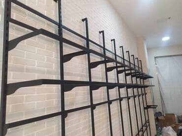 оборудование для магазина бу: Универсальные стеллажи стойки с перфорацией что позволят менять высоту — 17