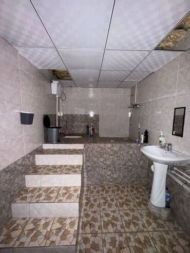 продаю полдома западный автовокзал: Сатам Иштеп жаткан, 300 кв. м — 9