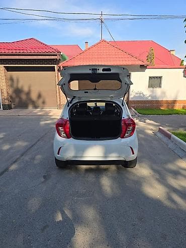 купить шевроле в бишкеке: Chevrolet Spark: 2021 г., 1 л, Вариатор, Бензин, Хэтчбэк — 10