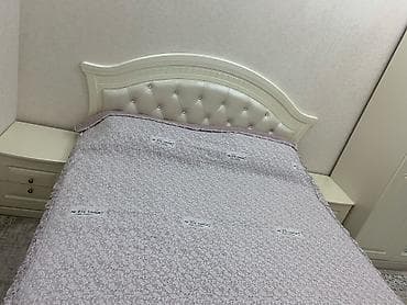 бут койгуч: Кире бериш үчүн шкаф, Күзгүсү менен, ЛДСП — 10