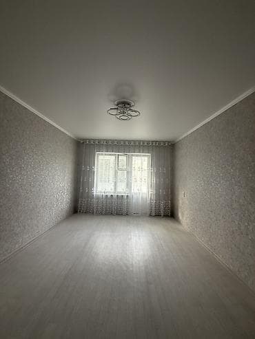 доброй плаза: 3 комнаты, 69 м², 105 серия, 2 этаж, Евроремонт — 1