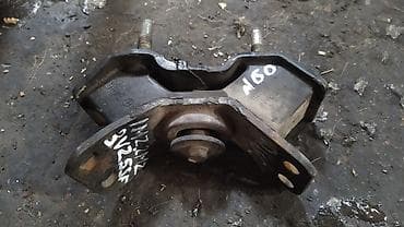 Подушка коробки передач Toyota