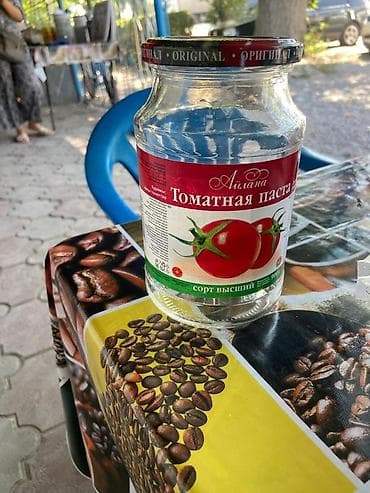 В наличии очень много банок из под томатной пасты 1л
С крышками