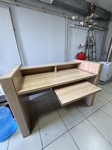 станция: Рабочий компьютерный стол с подставкой выдвижной клавиатурой в — 1