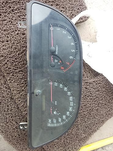 Детали салона: Щиток приборов Toyota 2005 г., Оригинал, Япония — 1