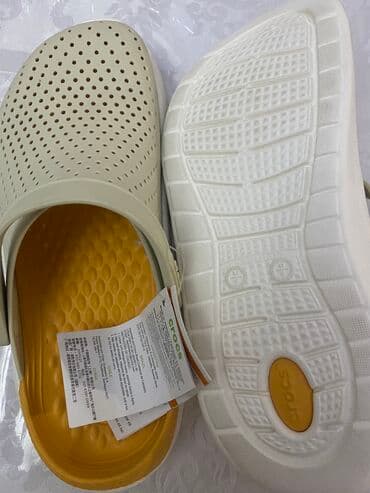 макасины женские: Эркектердин сандалийи, 38, Жаңы, түсү - Саргыч боз, Өзү алып кетүү — 1