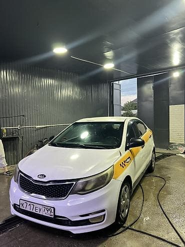 Kia Rio: 2015 г., 1.4 л, Автомат, Бензин, Седан