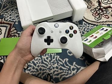 switch lite: Xbox One S, 1 ТБ — белая консоль с комплектом Что внутри: - консоль — 2