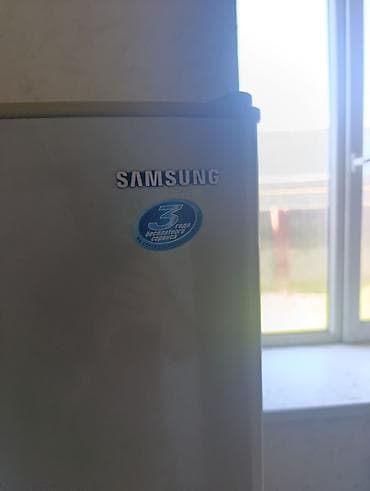 Техника и электроника: Холодильник Samsung, Б/у, Двухкамерный — 2