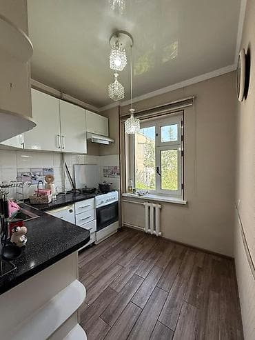 квартиры восток 5: 4 комнаты, 82 м², 105 серия, 4 этаж — 10