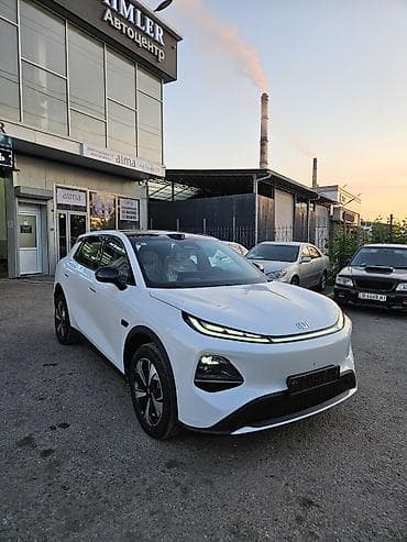 Changan Qiyuan Q05: 2026 г., 1.2 л, Вариатор, Электромобиль, Кроссовер