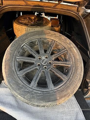 w210 55: Продаю комплект 2 колеса среднее состояние 2 слабые один край стерт - — 2