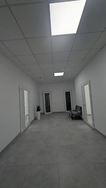 4 bedroom: Сдается в аренду коммерческое помещение г.Бишкек ул.Скрябина 45 - — 6
