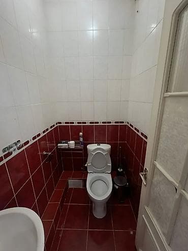 Батирлер: 3 бөлмө, 70 м², 106-серия, 4 кабат, Евроремонт — 7