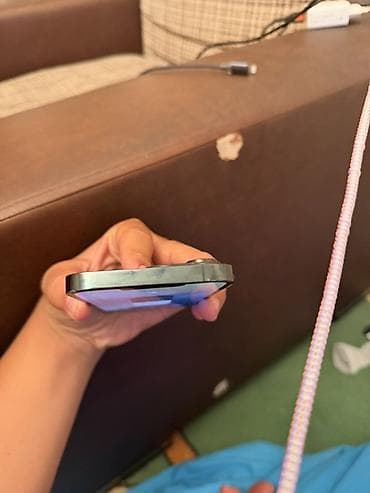 Техника и электроника: IPhone 13 Pro, Б/у, 256 ГБ, Зеленый, 79 % — 2