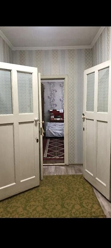 Үйлөр: 67 м², 4 бөлмө, Унаа токтотуучу жай, Забор, тосулган — 3