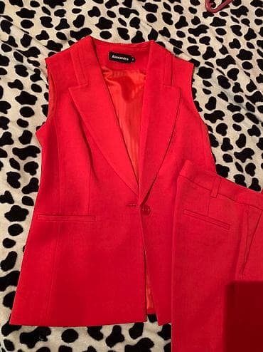 костюмы в аренду бишкек: Новая двойка желетка с брюками 44-46 размер, абсолютно новая — 3