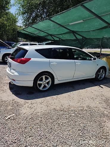 Toyota Caldina: 2005 г., 2 л, Автомат, Бензин, Универсал — 4