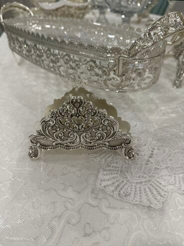 мельхиоровый набор: Распродаю Набор мельхиоровой посуды -дёшево 1.ваза для фруктов -2 шт — 7