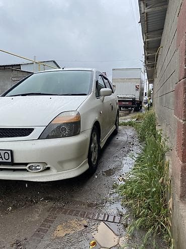 Honda Stream: 2002 г., 2 л, Автомат, Бензин, Минивэн