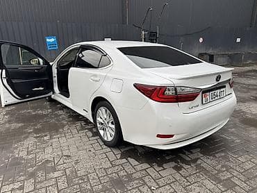 mitsubishi kanter: Lexus ES: 2014 г., 2.5 л, Автомат, Гибрид, Седан — 2