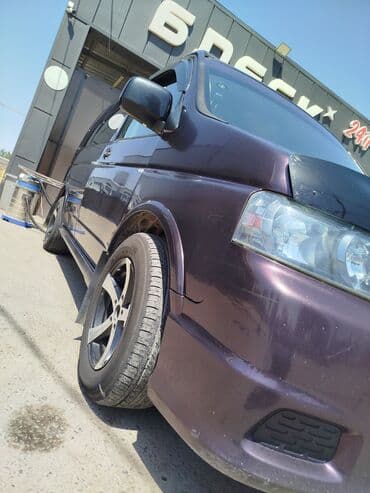 продается в рассрочку авто минивен степ вагон: Honda Stepwgn: 2004 г., 2 л, Автомат, Бензиновая, Минивэн — 3