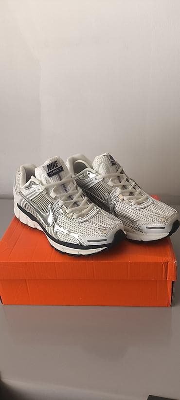 Мужская обувь: Nike Zoom Vomero 5 размеры: 41-42 - Модель: FD - Размер: US 8.5 / — 1