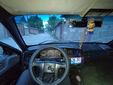 Volkswagen Passat: 1989 г., 1.8 л, Механика, Бензин, Универсал — 2