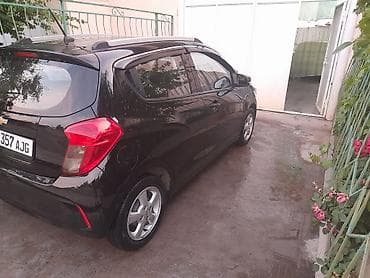 hundai elantra: Chevrolet Spark: 2019 г., 0.1 л, Автомат, Бензин, Хэтчбэк — 7